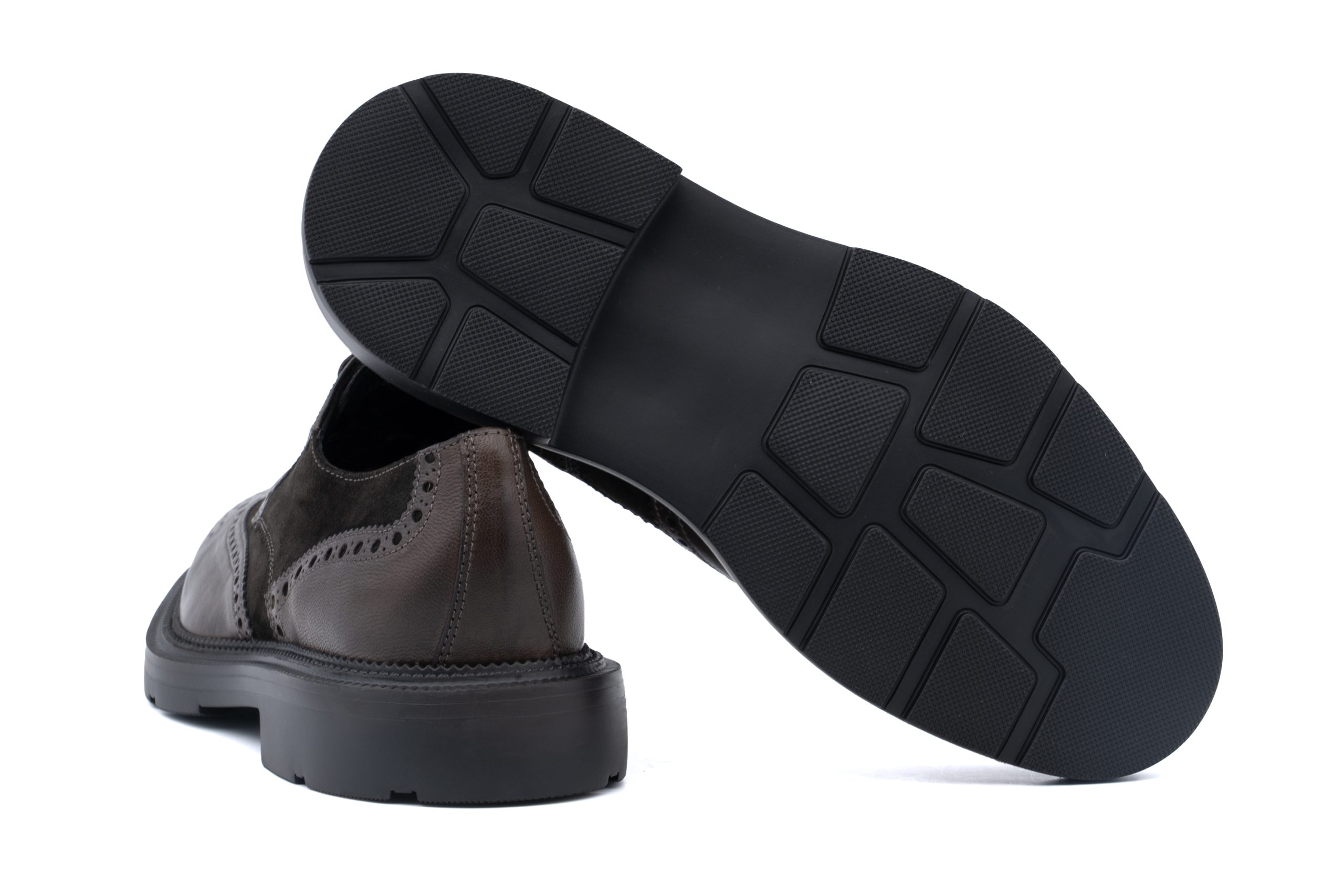 Derby brogue in pelle e camoscio